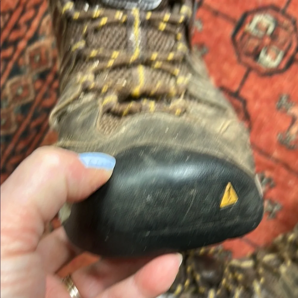 Keen Brown Hiking Boots Size 11 in Used Condition, but good for yard work!